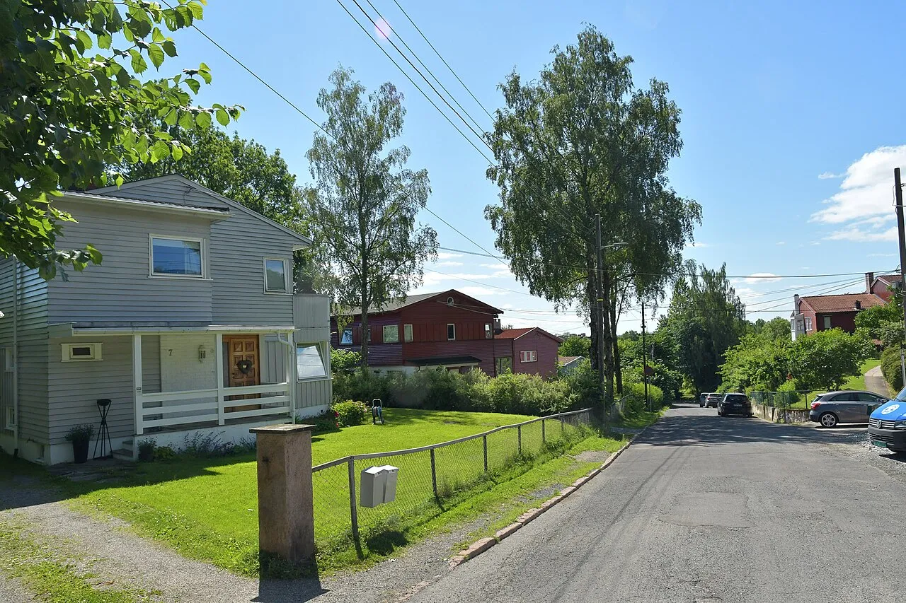 Woonflats in de wijk Sogn in Oslo, Noorwegen