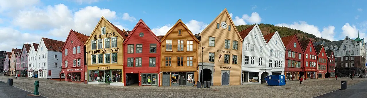 Panorama van het werelderfgoed Bryggen in Bergen, Noorwegen.