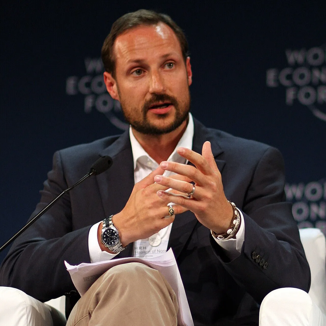 Haakon, destijds kroonprins en nu koning van Noorwegen, portret