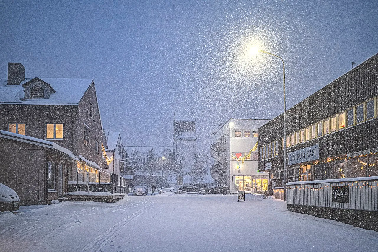 Kirkenes, de hoofdplaats van de gemeente Sør-Varanger in Noorwegen.